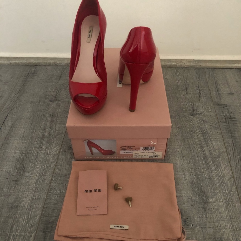 Miu Miu Red Pumps